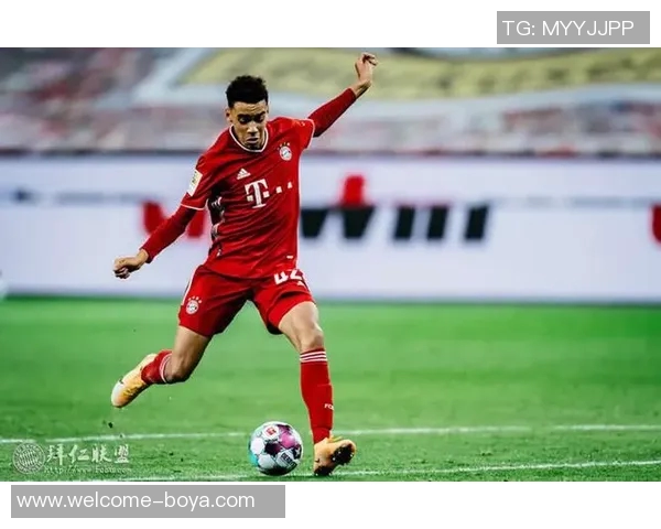 穆西亚拉今日完成个人训练状态回暖但出战科隆仍存疑虑 穆西亚拉今日完成个人训练状态回暖但出战科隆仍存疑虑